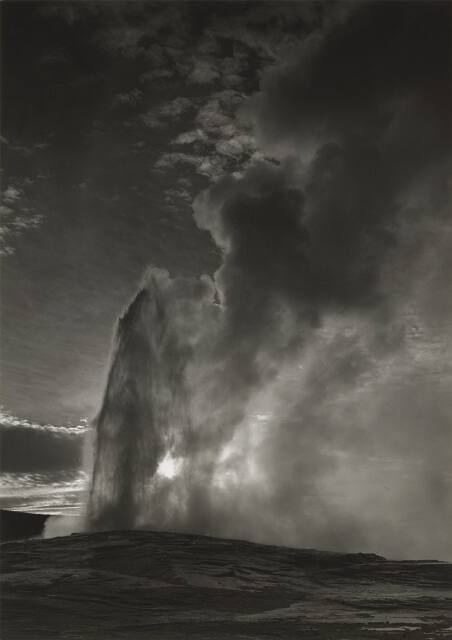 Old Faithful Geyser, Yellowstone National Park