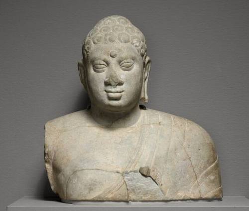 Sculpture of a Buddha