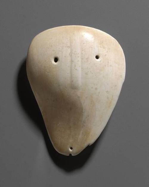 Shell Mask Gorget