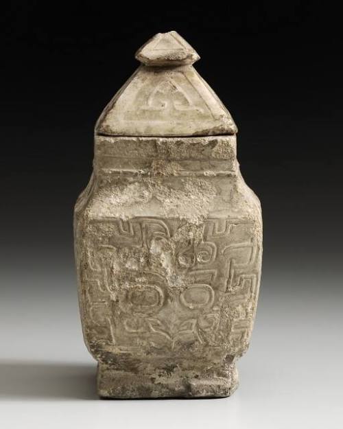 Ritual Wine Vessel, type lei