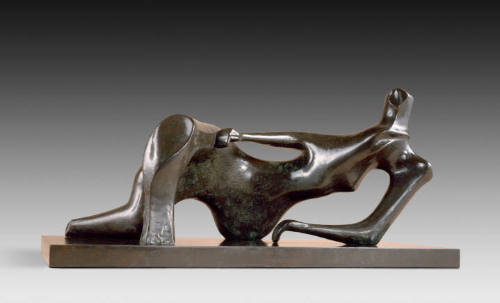 Reclining Figure: Open Pose