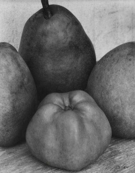 Three pears and an apple, France