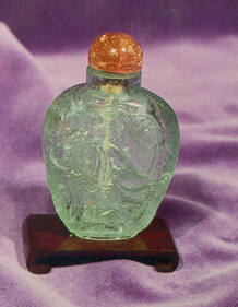 Snuff bottle with stopper and stand