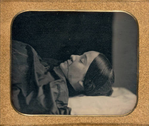 Post-mortem of a woman