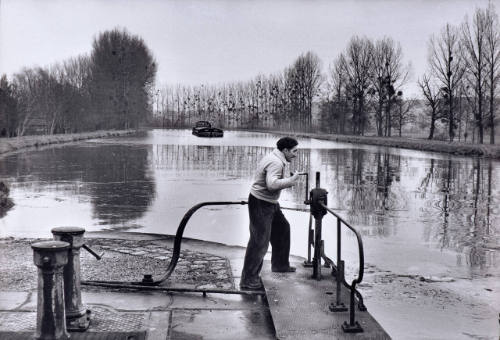 The Canal de Bourgogne, (Yonne)