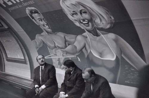 Métro station, Paris
