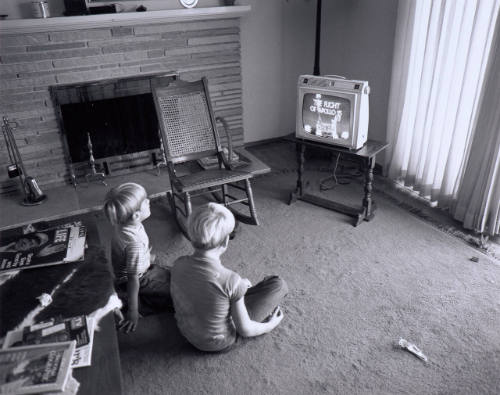 I don't like the space walk.  It's Saturday morning and I want to see cartoons.