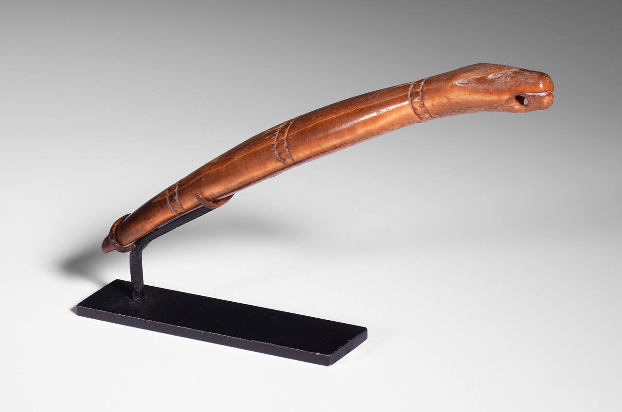 Bear Effigy Handle
