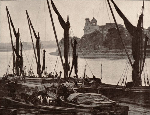 Thames Barge