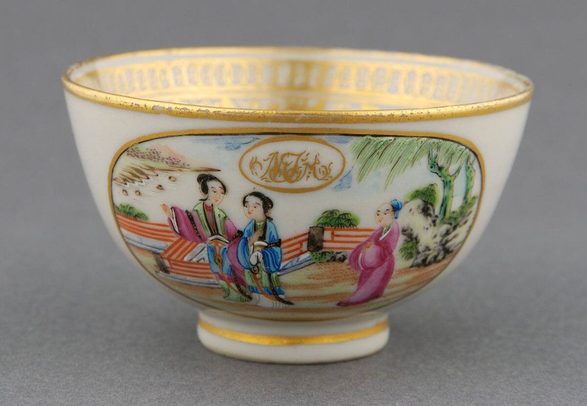 Handled cup