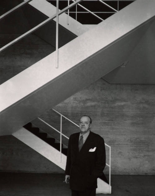Mies Van Der Rohe
