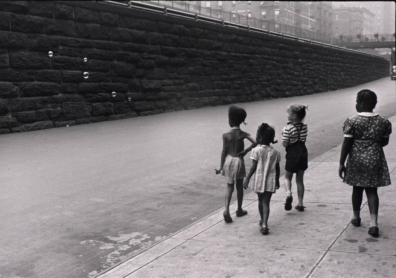 New York (Blowing Bubbles)