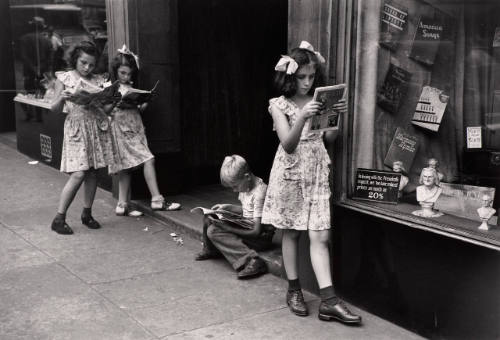Comic Book Readers