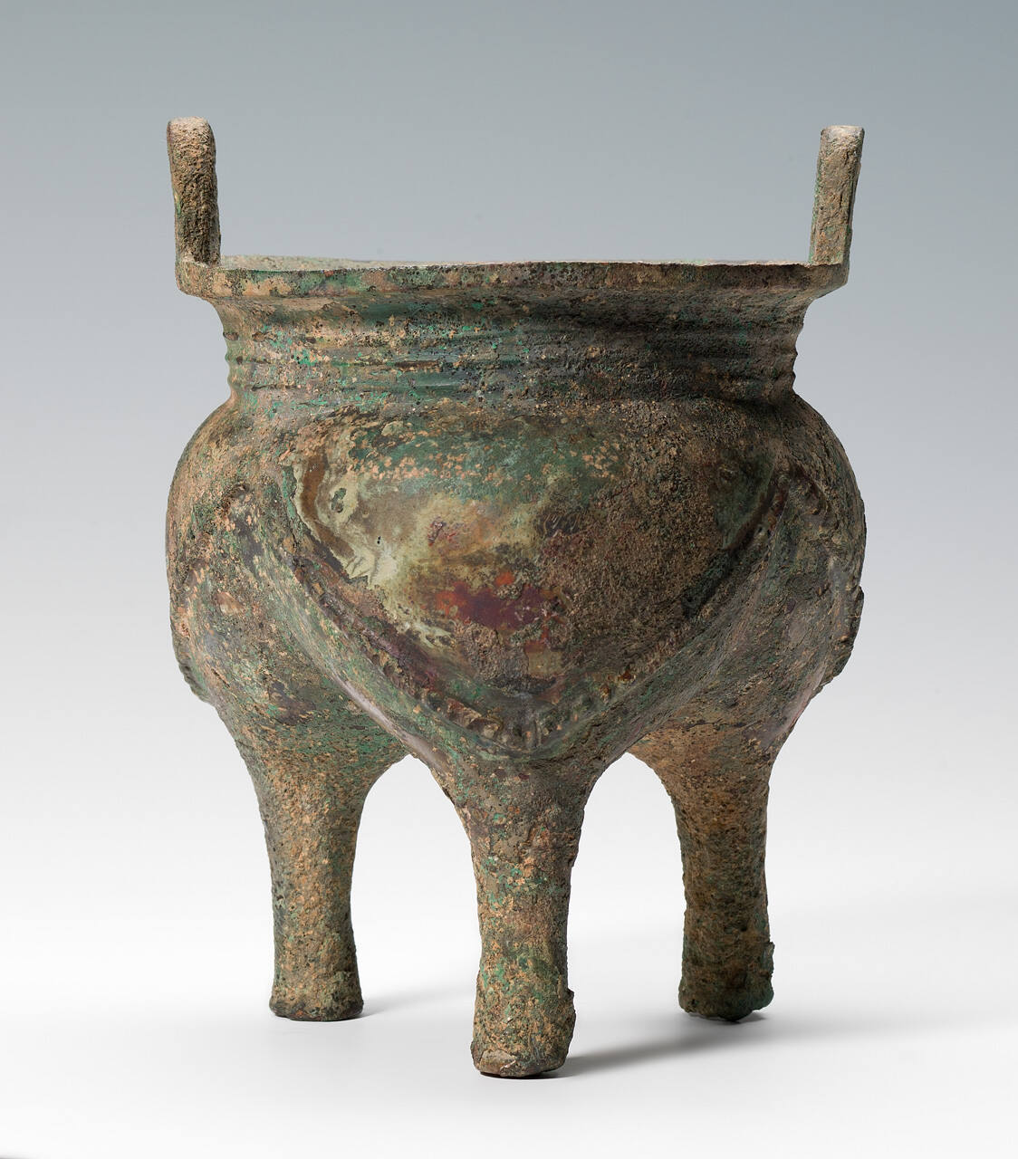 Three-legged Vessel