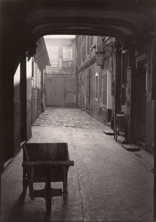 Avenue De Maine, Paris