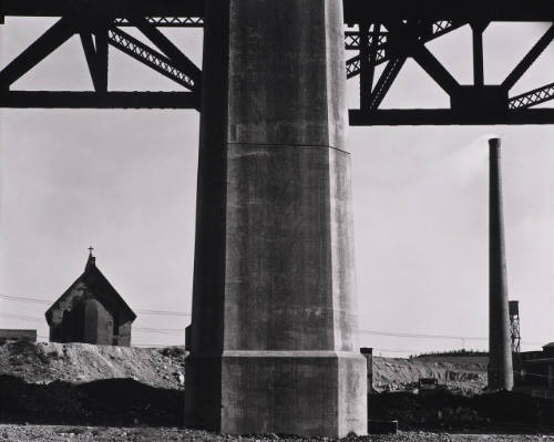 New York, Bridge Support, Church