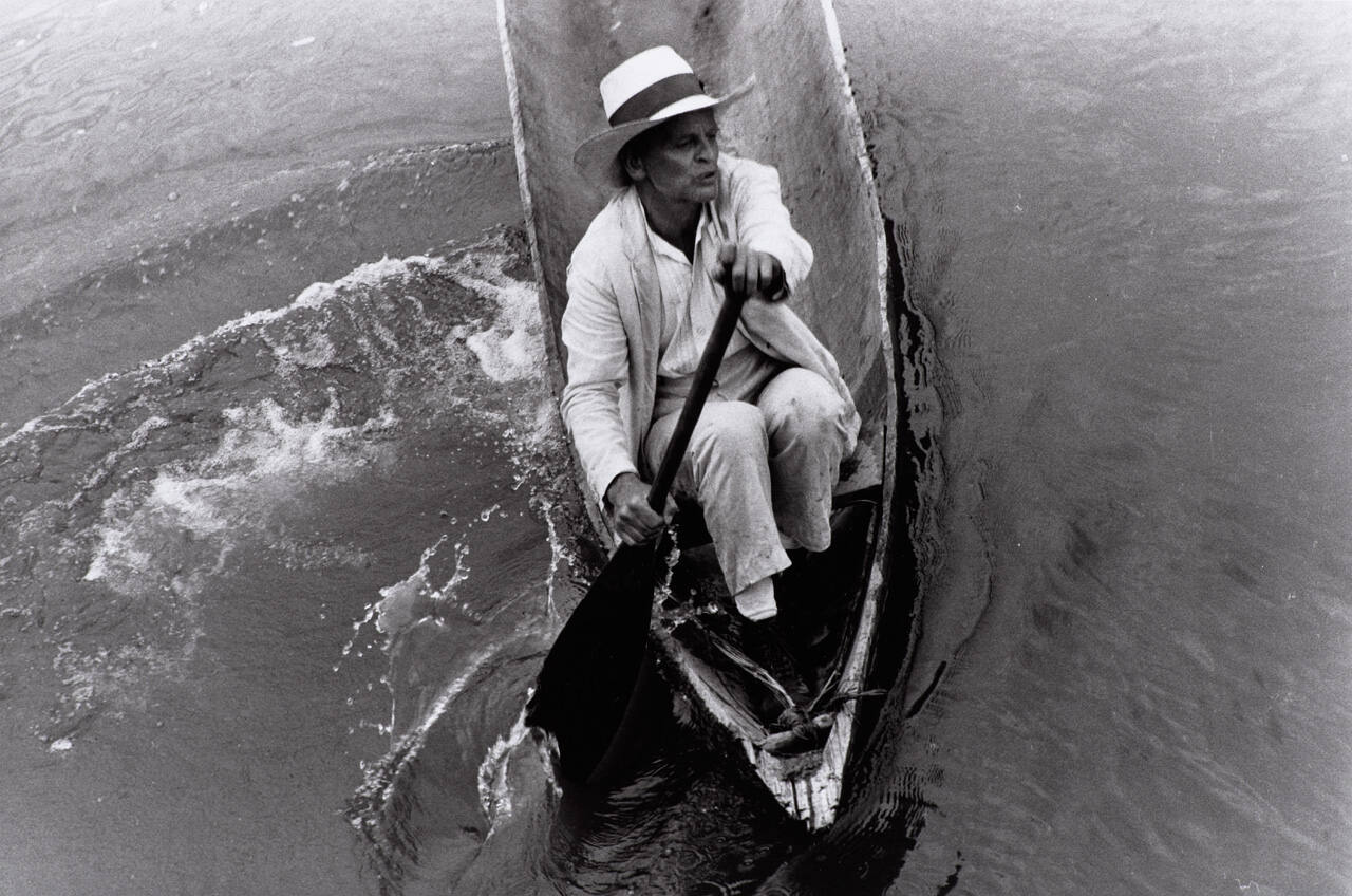 Kinski Paddling