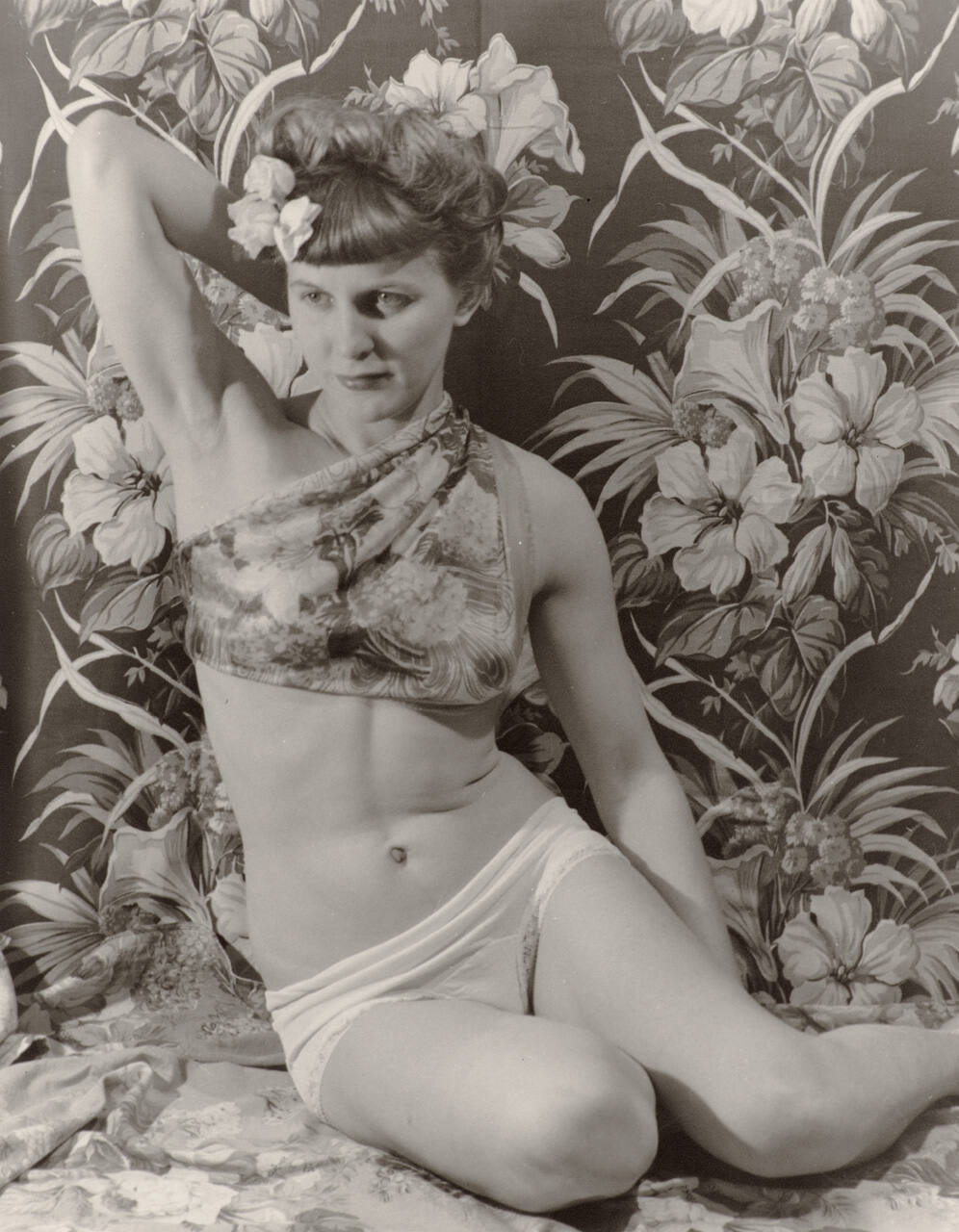 untitled (artist's wife, seated, hibiscus background)