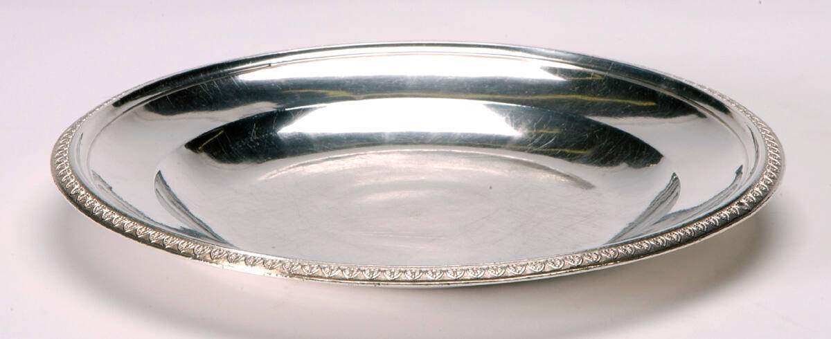 Plate