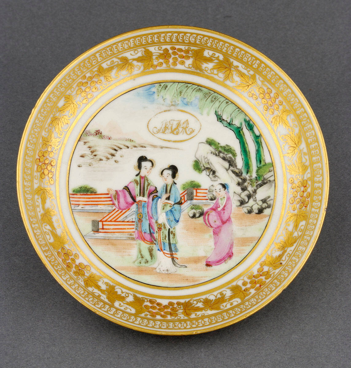 Saucer