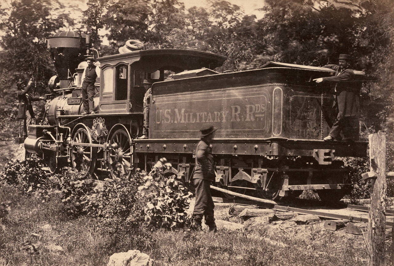 Engine Fred Leach, Fired into by Rebels