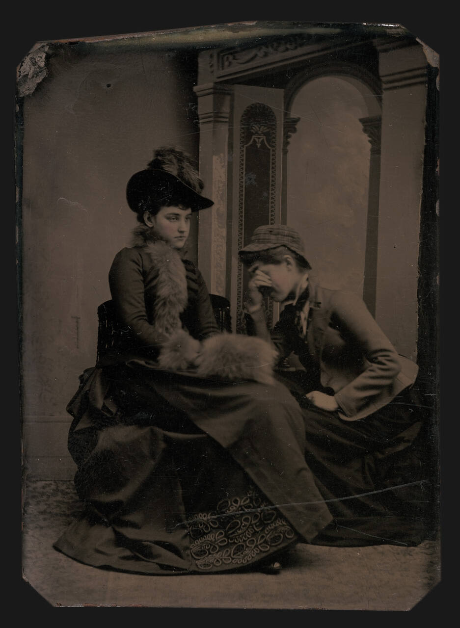 Two women (the farewell)