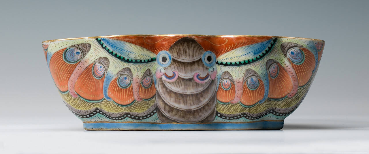 Lobed Dish in Butterfly Shape