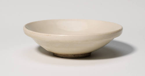 Late Hsing or Ting Ware Bowl