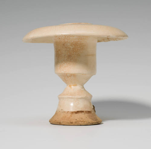 Cizhou Ware Cup Stand