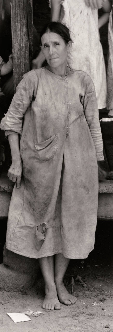 Sharecropper's wife, Hale County, Alabama