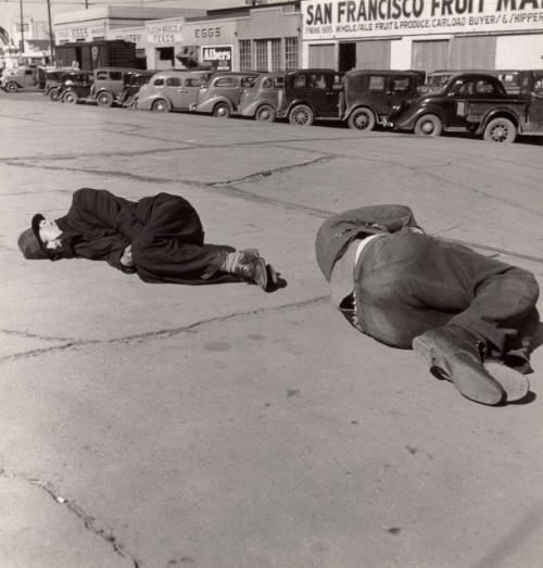 Scene along skid row, Howard Street, San Francisco