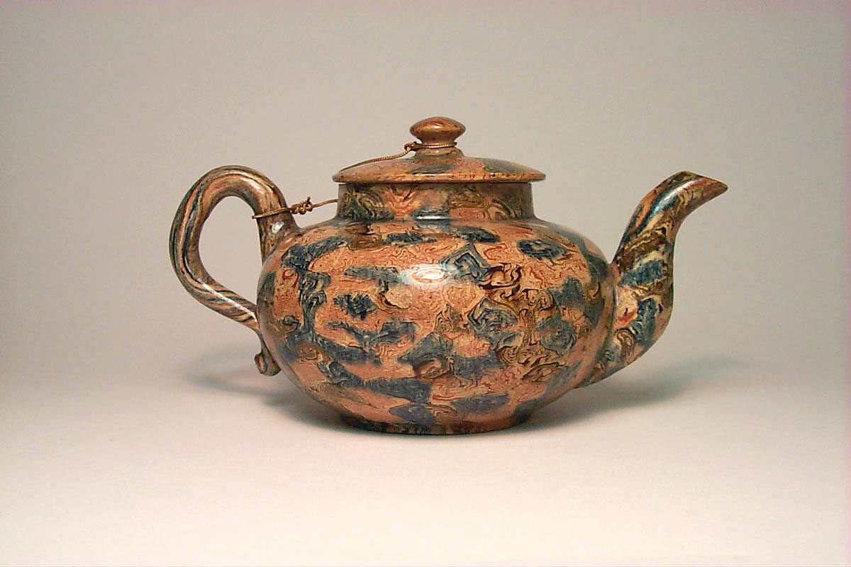 Teapot and False Cover
