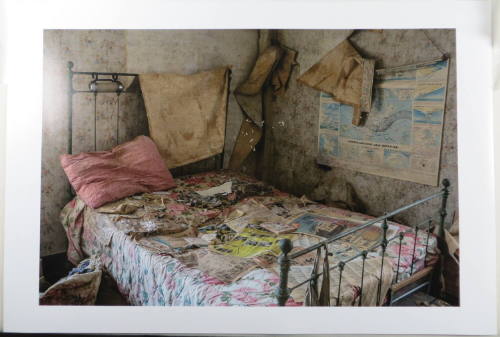 Lyons Hill Road, bedroom