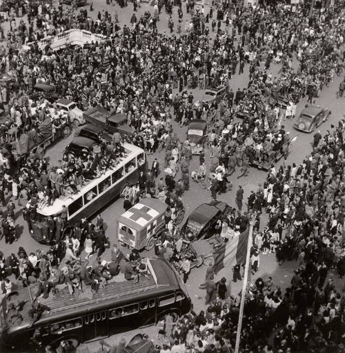 August 26, 1944--Liberation of Paris--Place de la Concorde