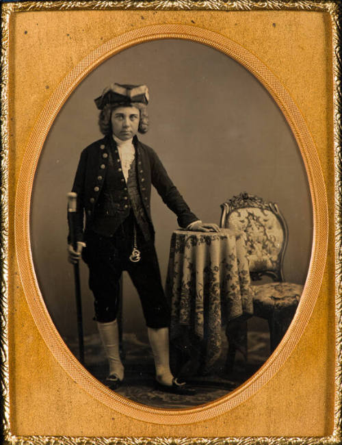 Youth in Revolutionary War Clothing