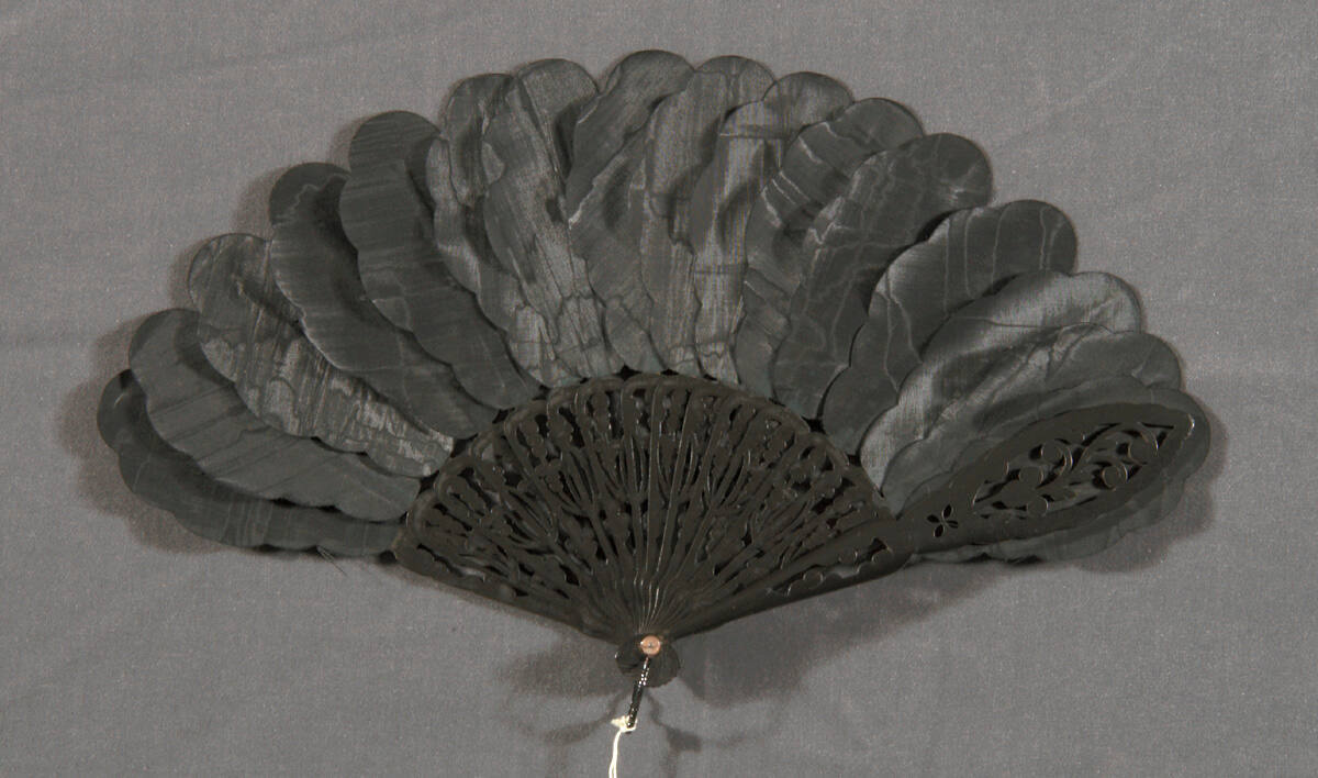 Black Wood Fan