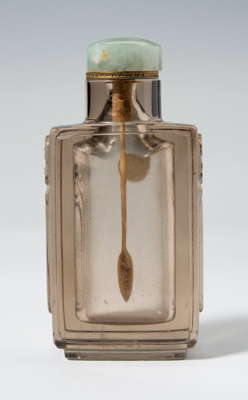 Snuff bottle with stopper and stand
