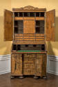 recto overall with doors open