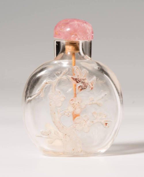 Snuff bottle with stopper