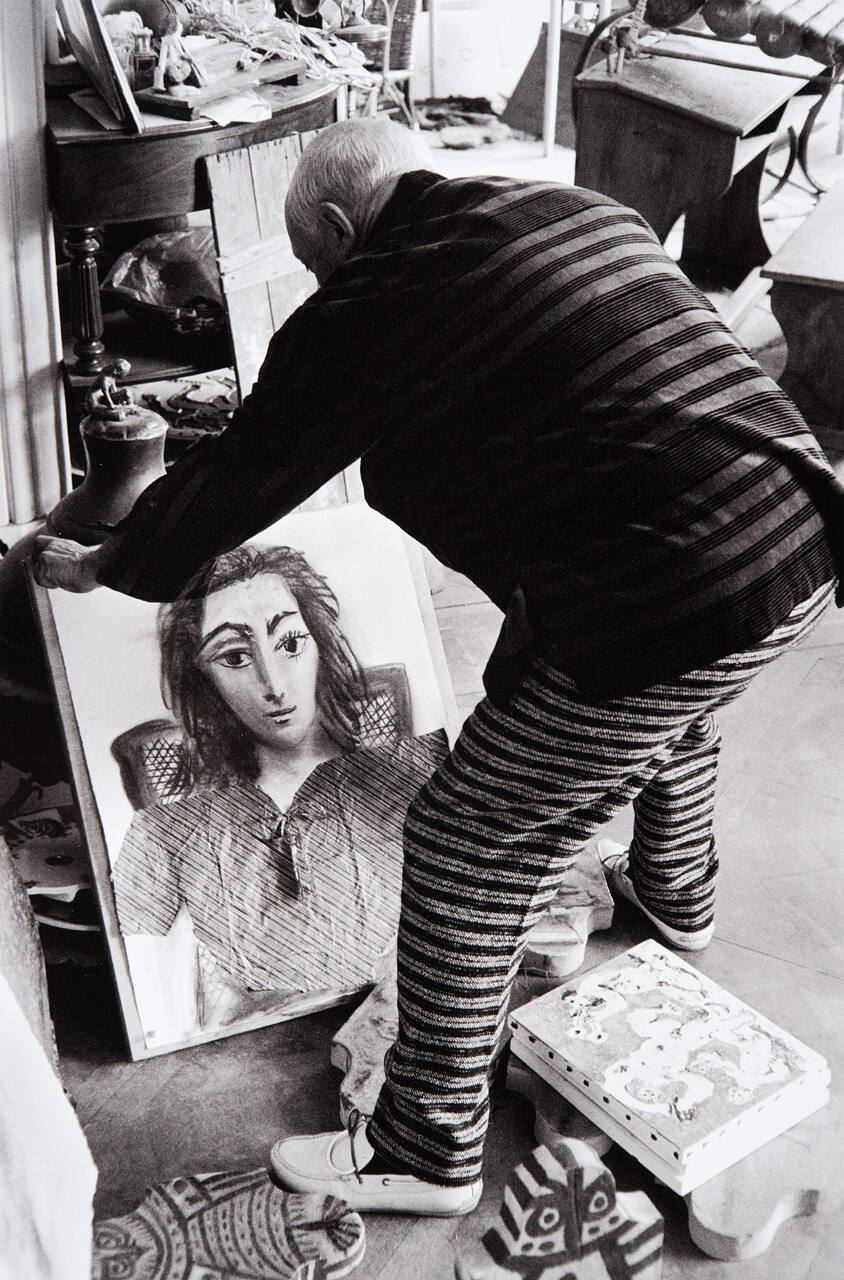 Picasso with Jacqueline with a Candy Box Blouse, charcoal on paper