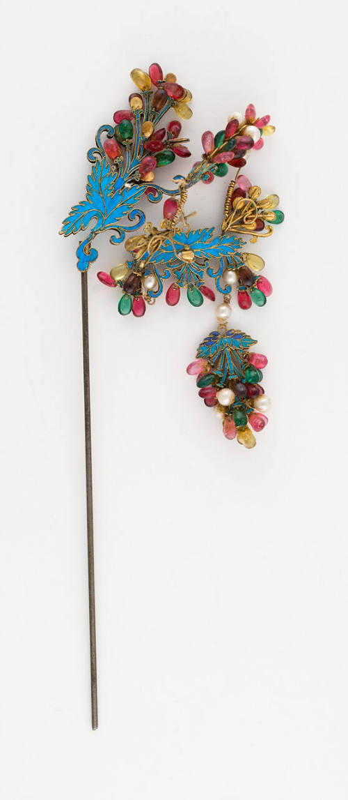 Hairpin of Grapes and Leaves