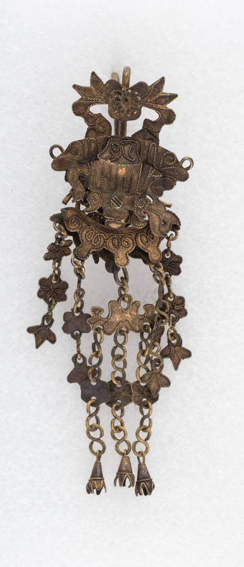 Earring