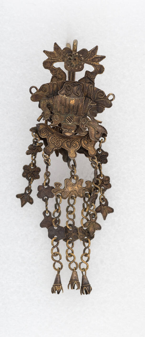 Earring