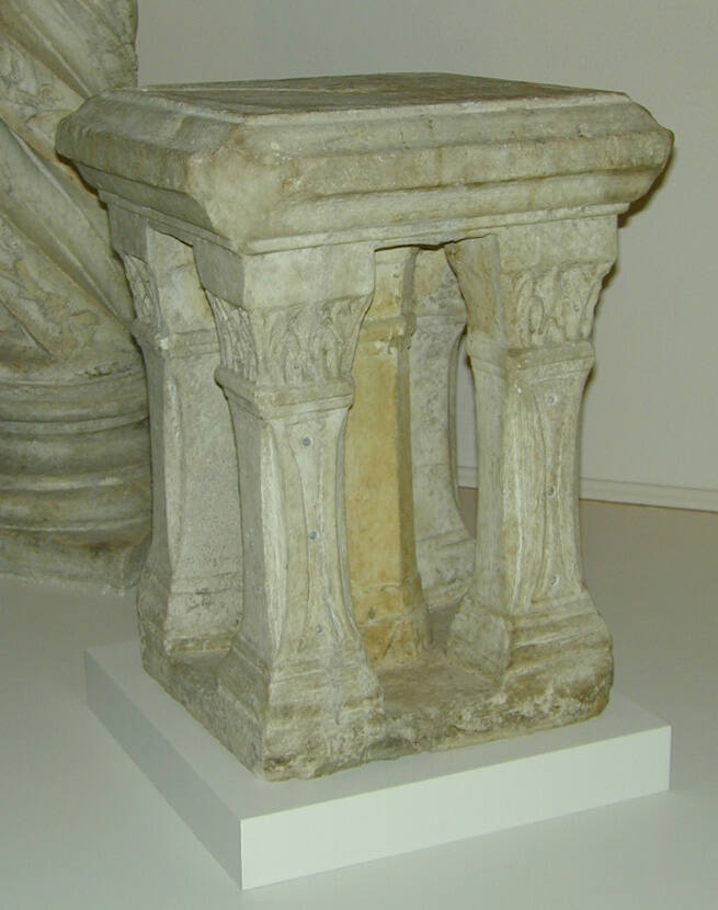 Pedestal