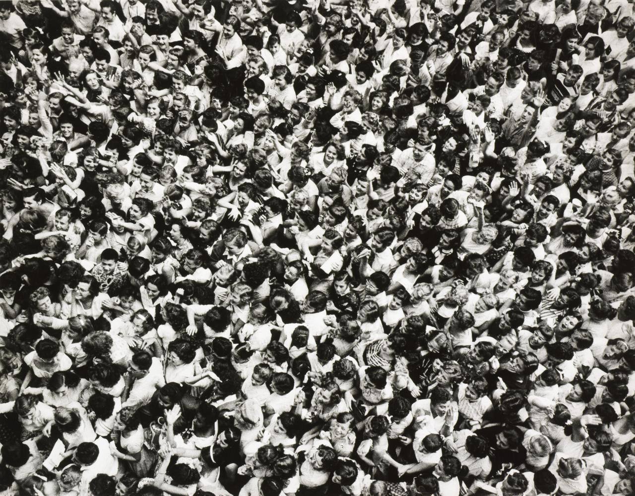 Untitled (crowd scence)