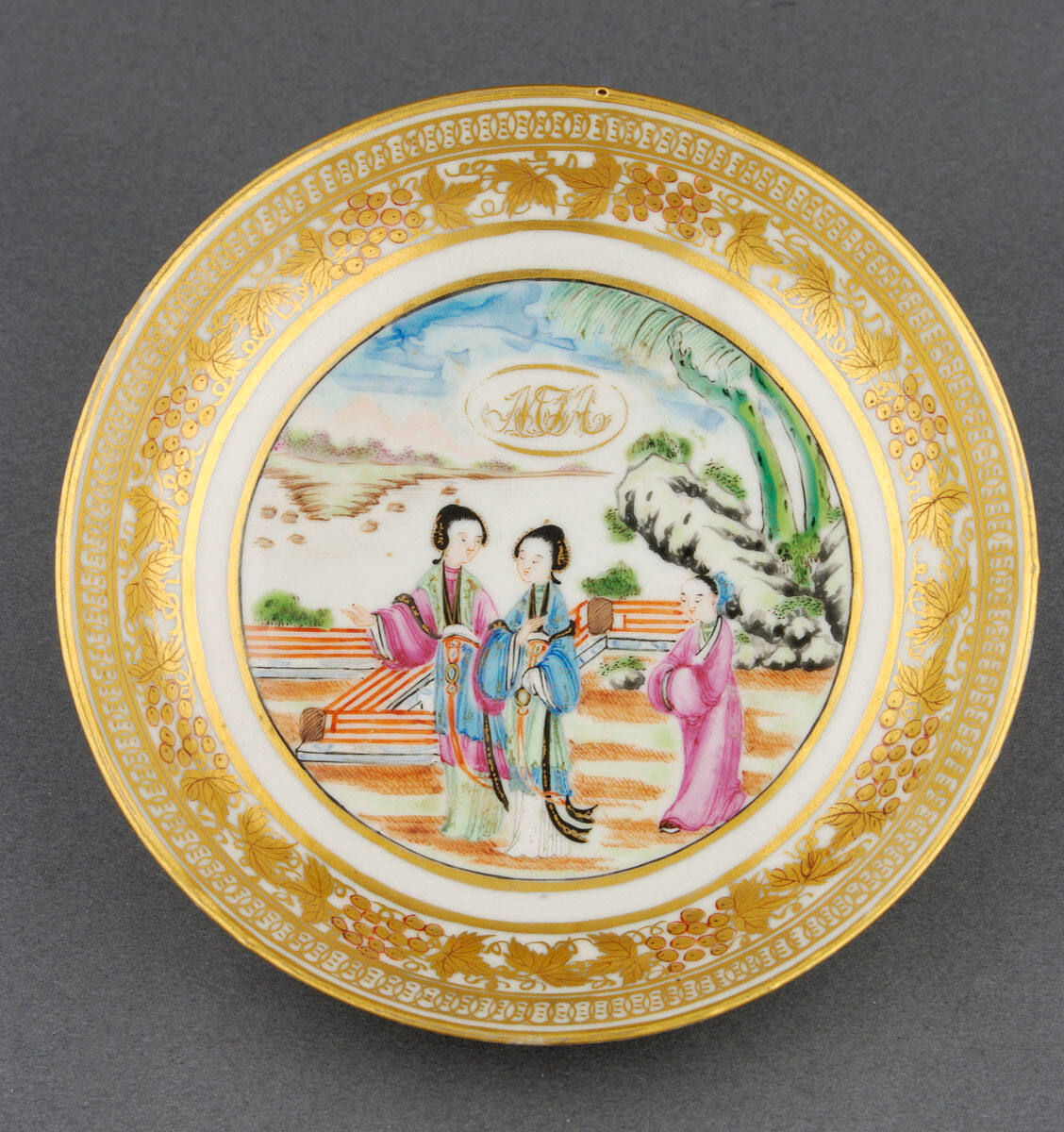 Saucer
