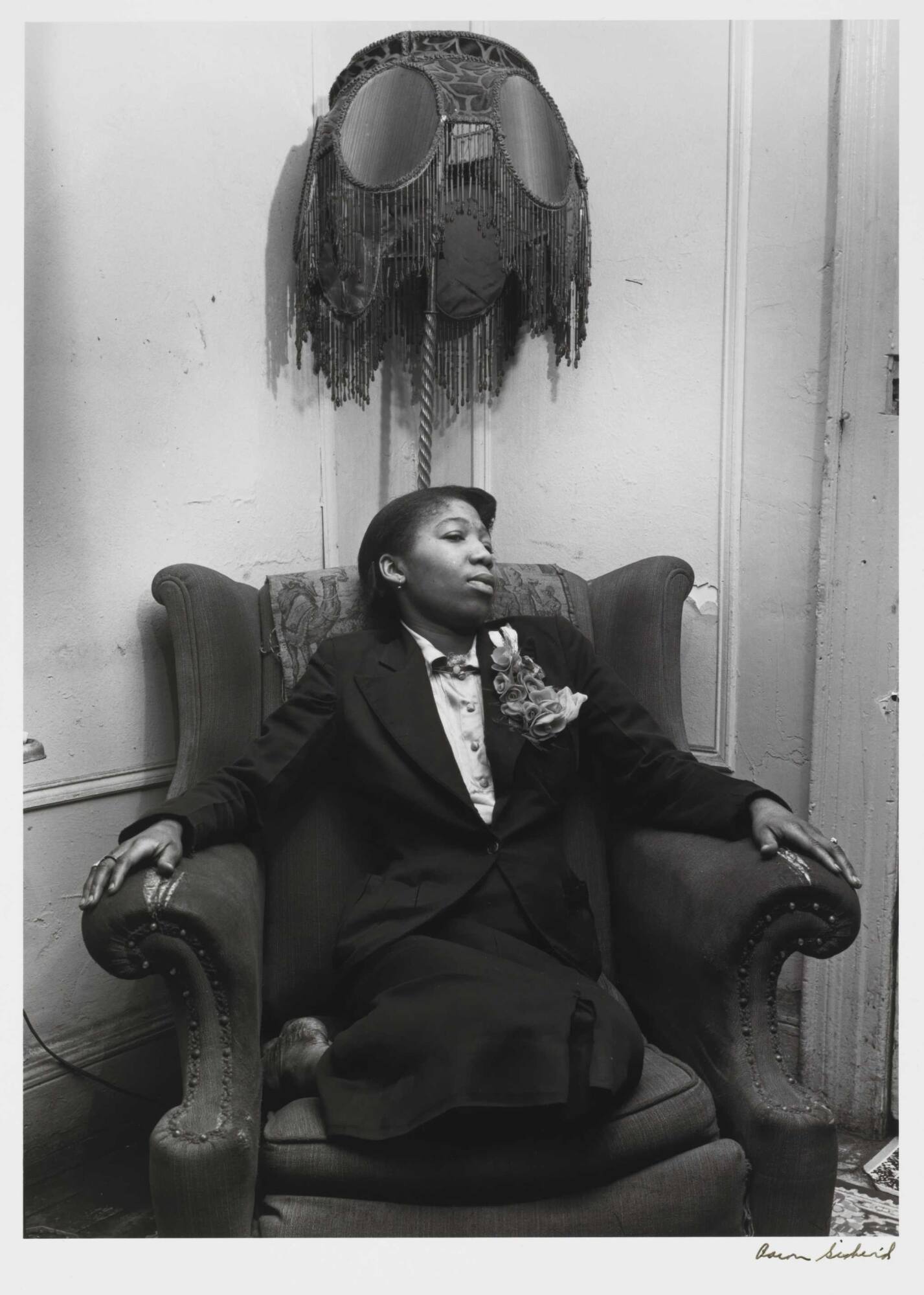 Lady and Lamp, Harlem
