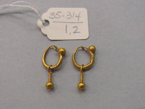 Earring