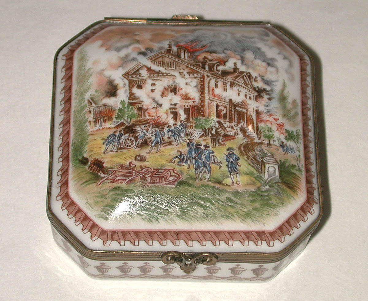 Porcelain Box Depicting Clivedon (PA)