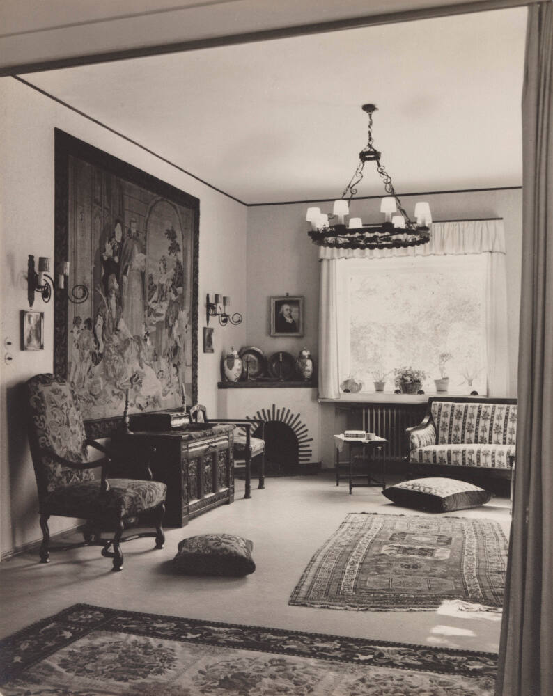 Interior living room of Else Frank in Berlin, Dahlem